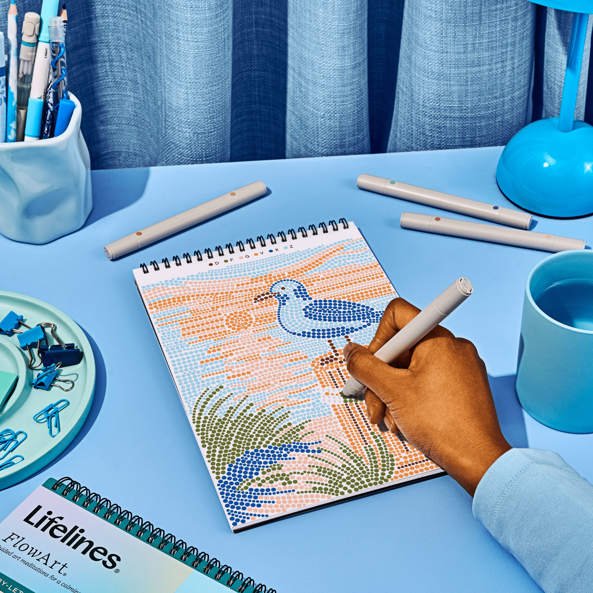 flowart-dot-by-letter-day-at-the-beach-4348783.png