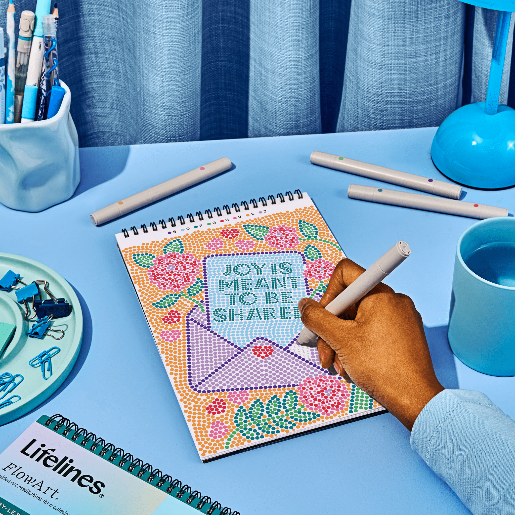 flowart-dot-by-letter-everyday-inspiration-9336324.png