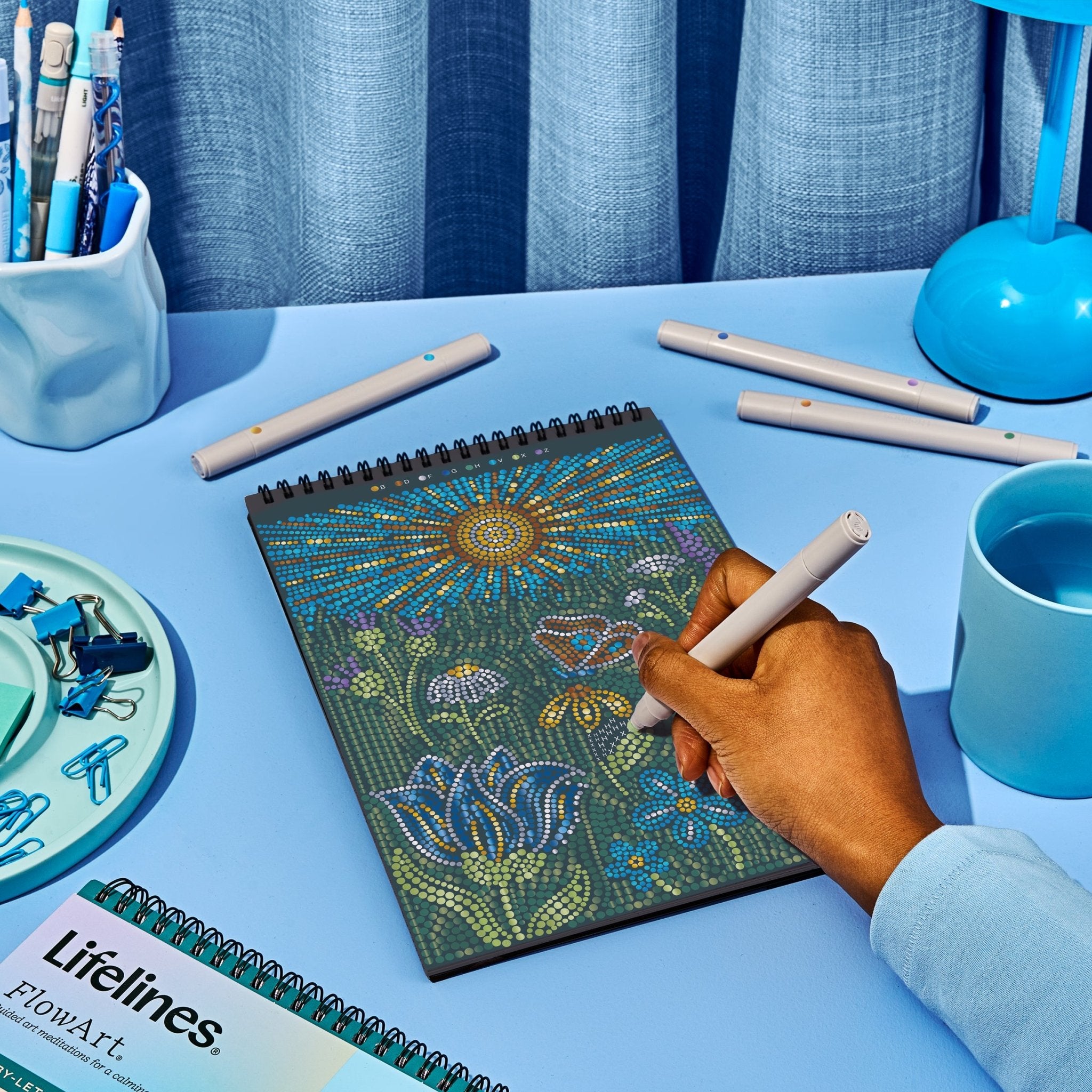 flowart-dot-by-letter-majestic-earth-metallic-ink-9007952.jpg