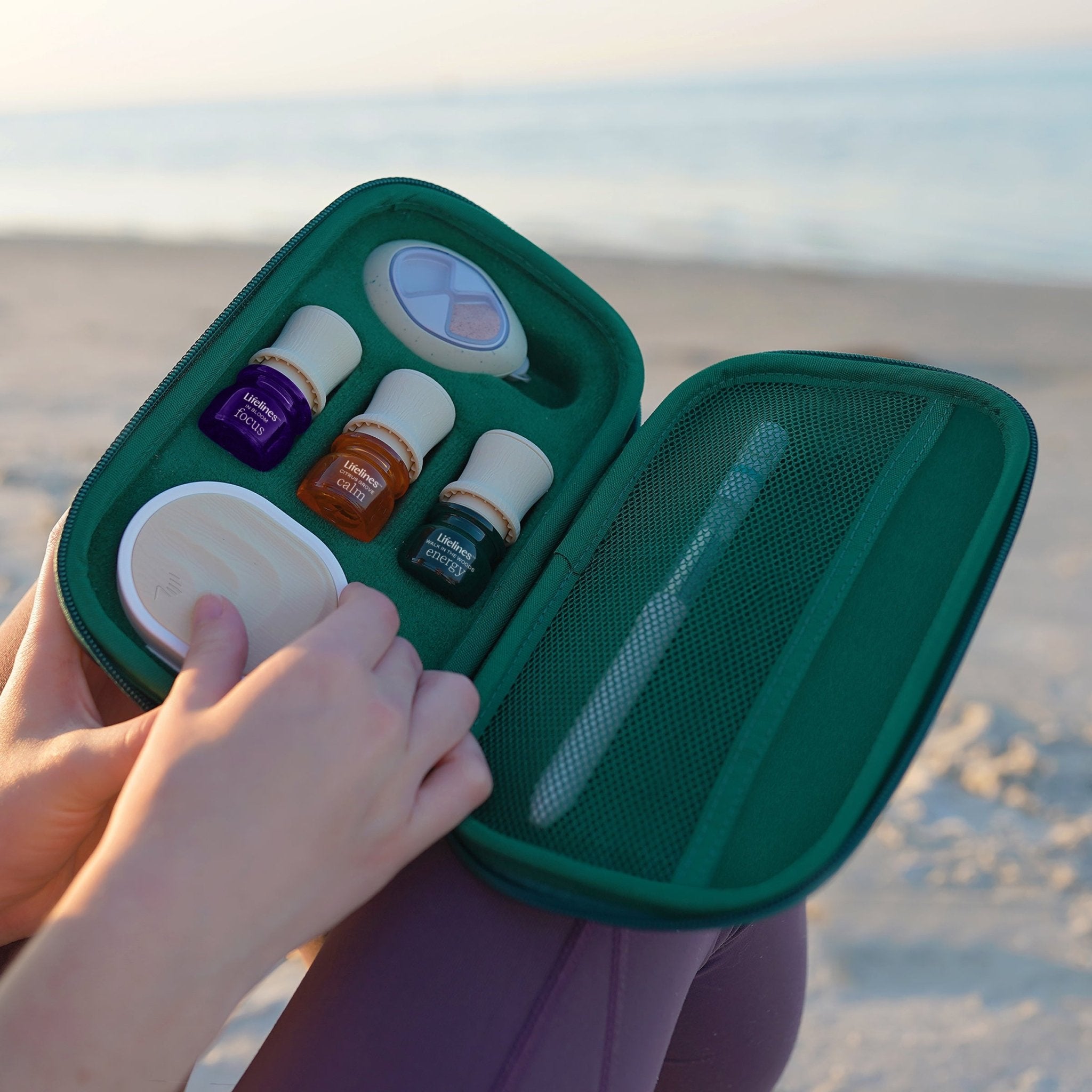 sensory-essentials-travel-set-6458302.jpg