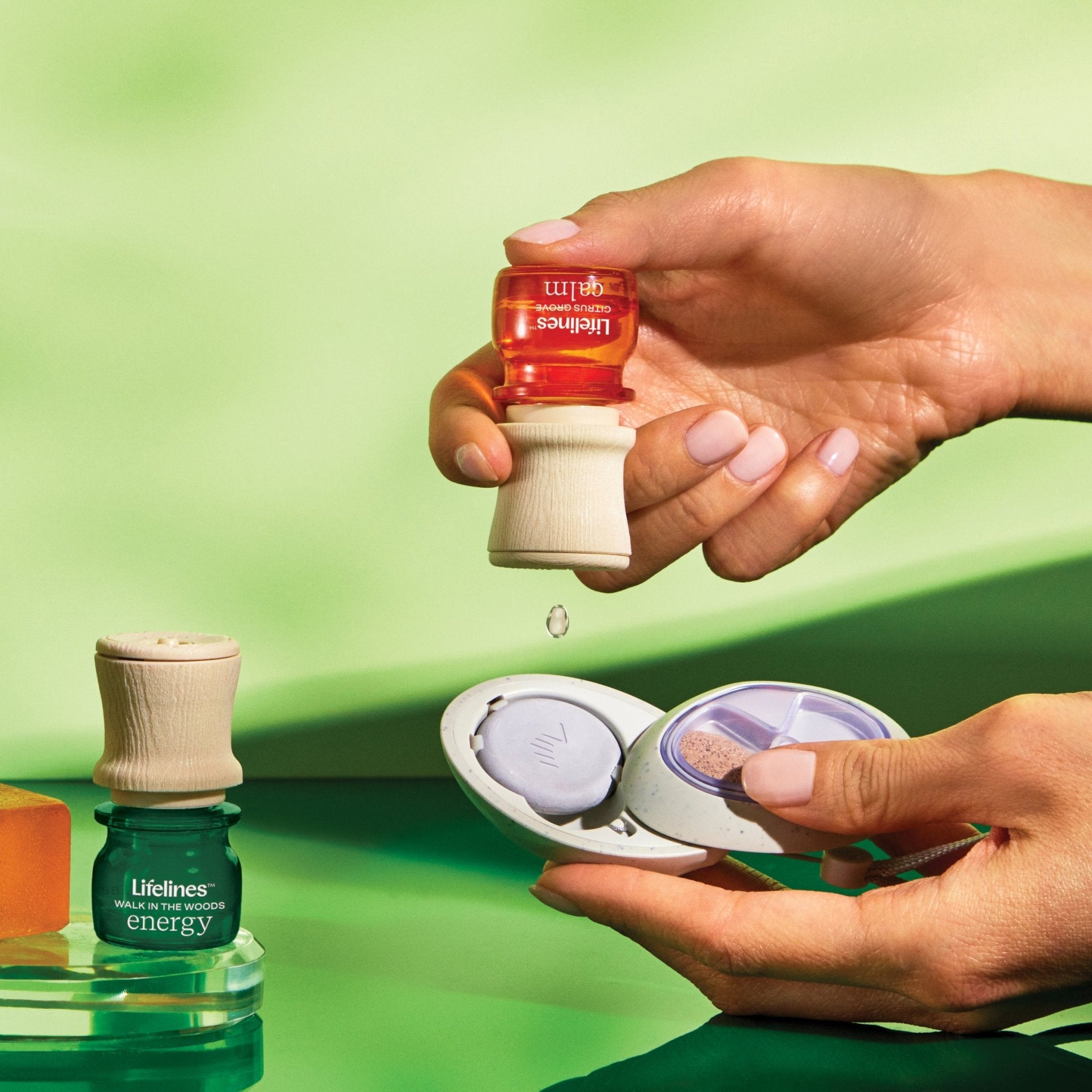 sensory-essentials-travel-set-8326437.jpg
